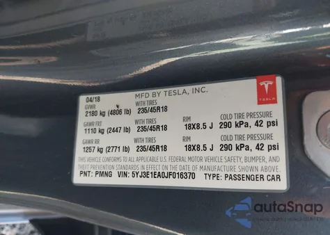 2018 Tesla Model 3 Long Range/Mid Range из США, поврежденный, VIN 5YJ3E1EA0JF016370